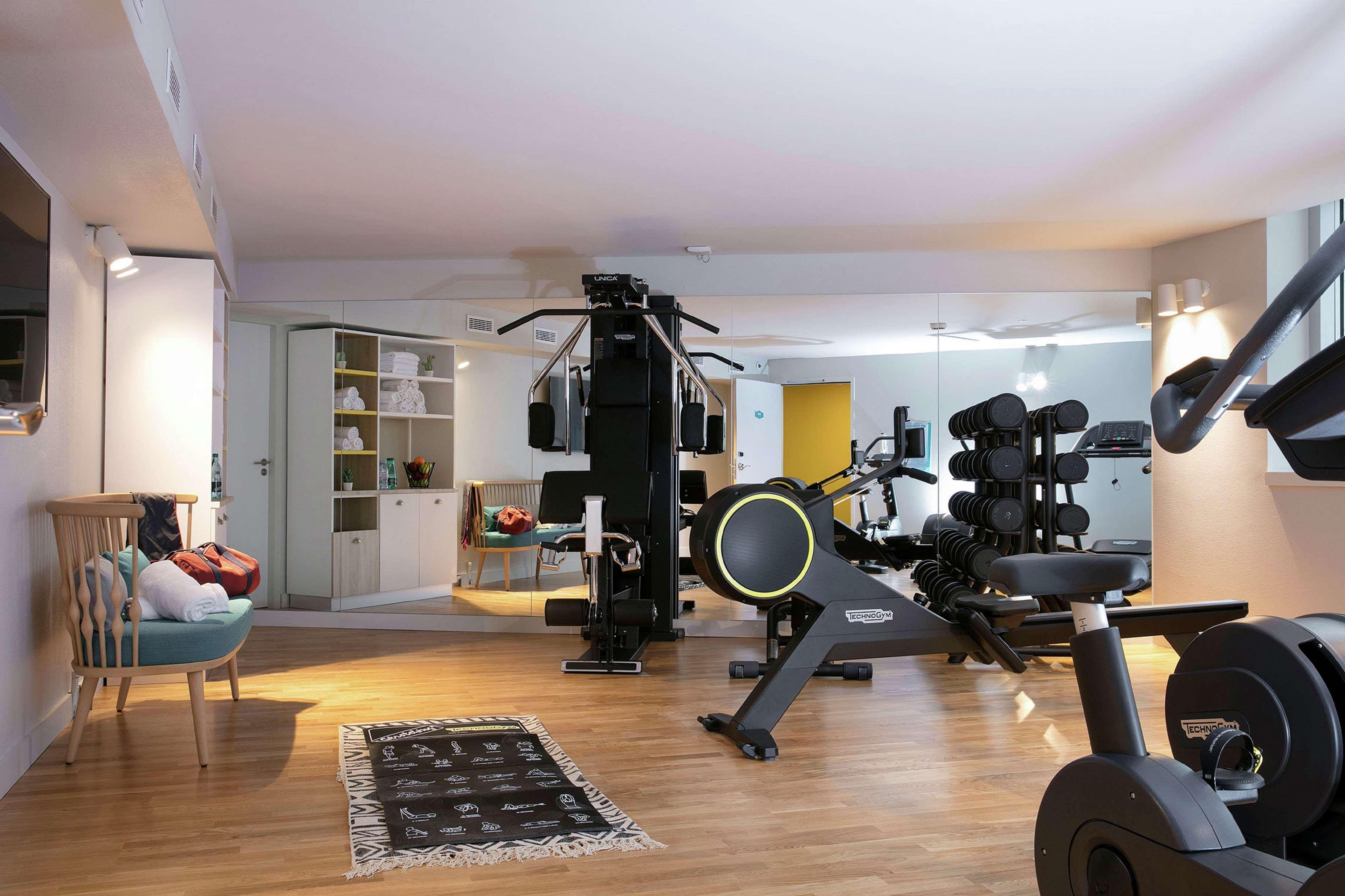 Hampton By Hilton Paris Clichy Hotel Ngoại thất bức ảnh