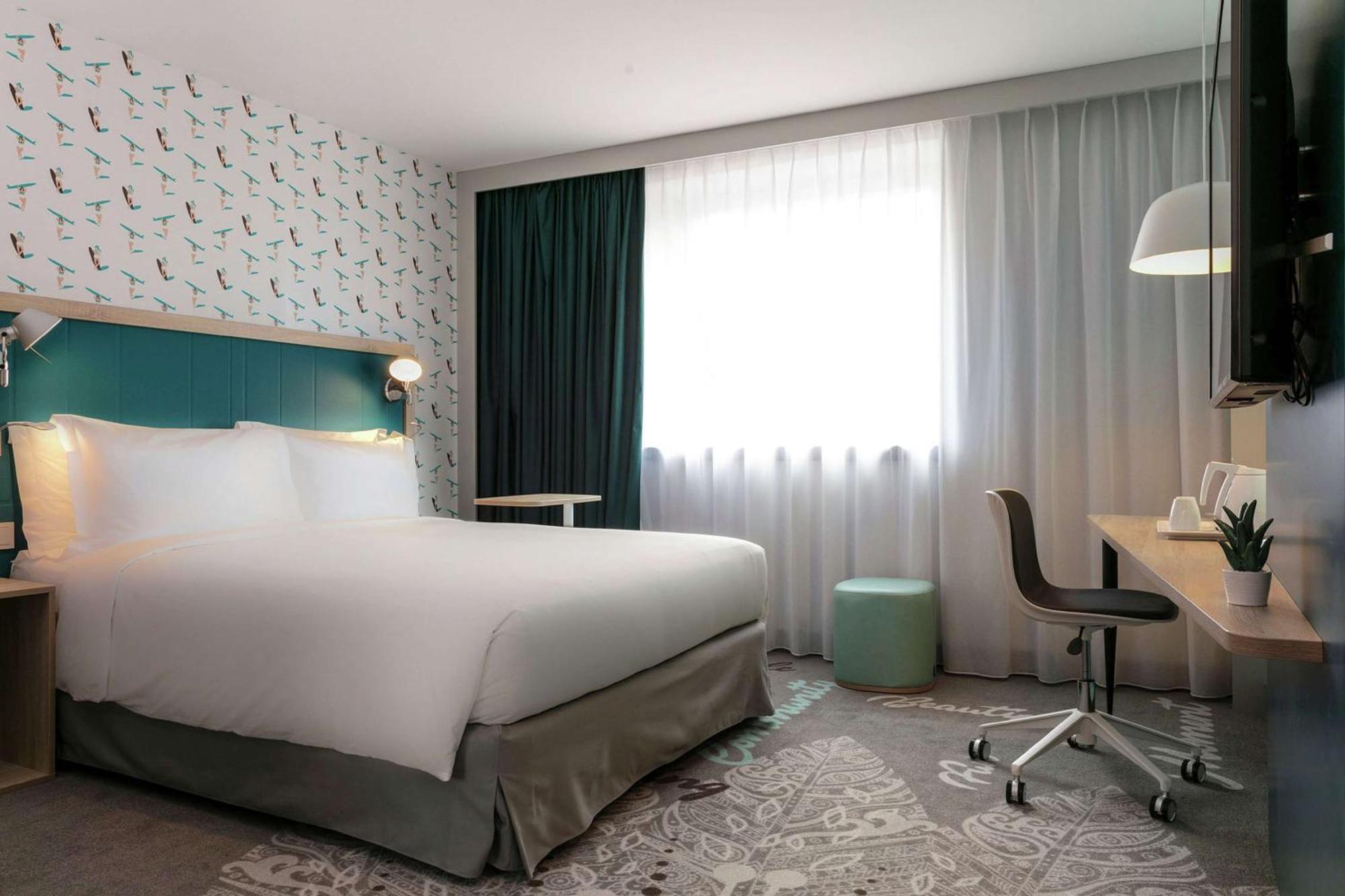 Hampton By Hilton Paris Clichy Hotel Ngoại thất bức ảnh