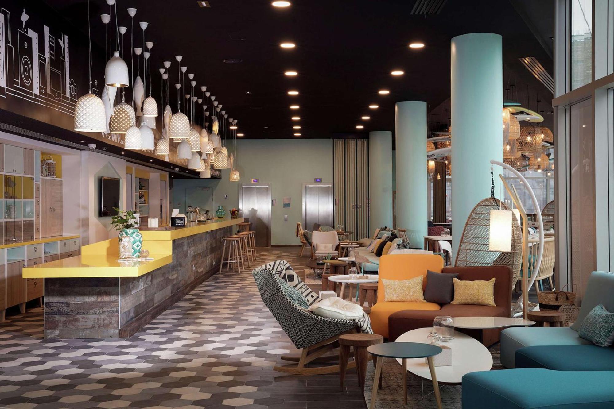 Hampton By Hilton Paris Clichy Hotel Ngoại thất bức ảnh